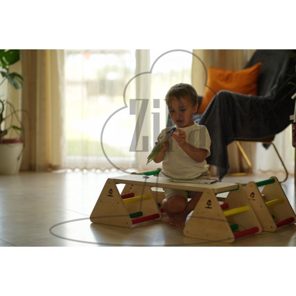 Child with multifunctional balance trainer