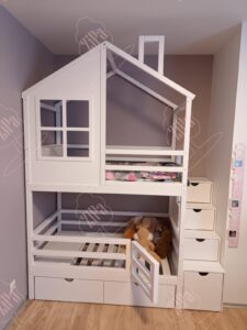 Bunk beds with sales safety gate