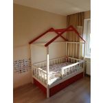 Cottage bed in Latvian flag colours