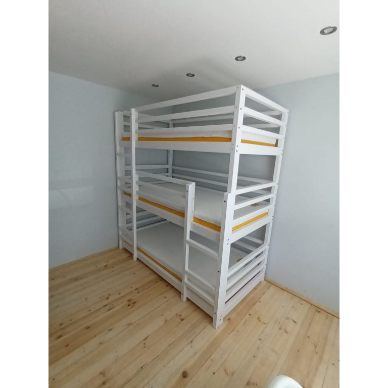 Triple bunk bed - overview